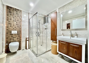 شقة فسيحة 1 + 1 في منطقة محمودلار 