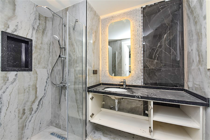 شقة بغرفة نوم واحدة في مجمع جديد