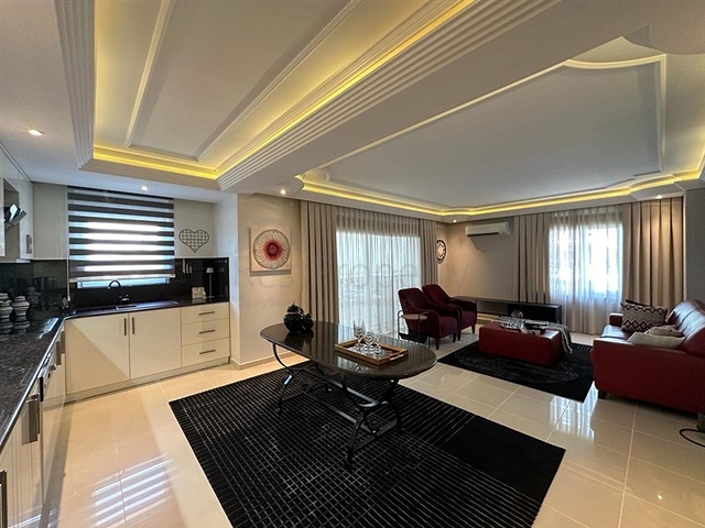 شقة 2 + 1 مع تصريح إقامة في منطقة أوبا