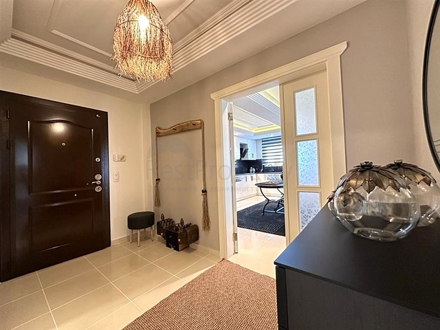 شقة 2 + 1 مع تصريح إقامة في منطقة أوبا