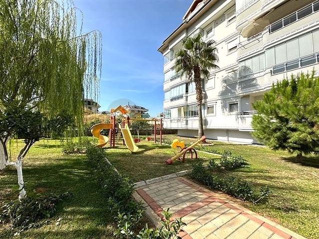 شقة 2 + 1 مع تصريح إقامة في منطقة أوبا