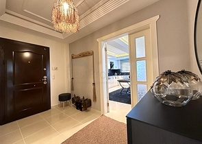 شقة 2 + 1 مع تصريح إقامة في منطقة أوبا