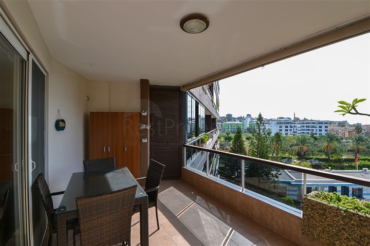 شقة 2 + 1 على ضفاف نهر ديمتشاي