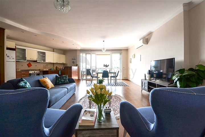 شقة 2 + 1 على ضفاف نهر ديمتشاي