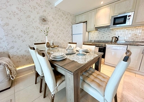 شقة فسيحة 2 + 1 في منطقة محمودلار