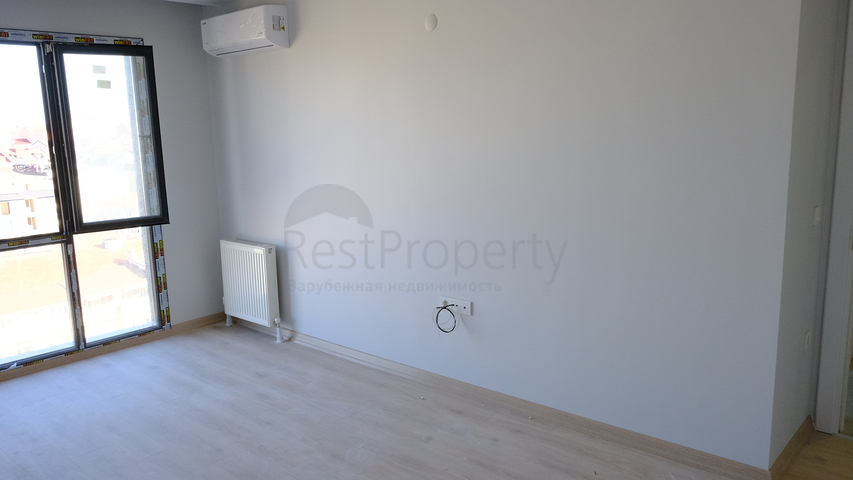 2 + 1 شقة في مجمع سكني جديد 2 دقيقة من المترو.