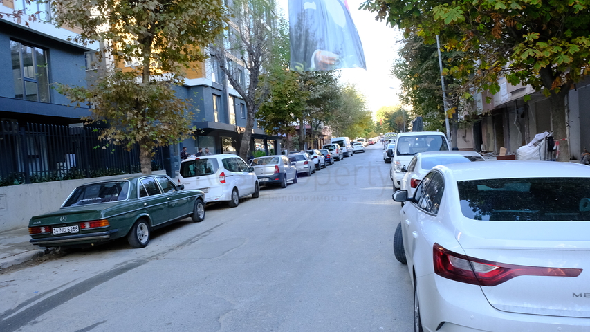 2 + 1 شقة في مجمع سكني جديد 2 دقيقة من المترو.