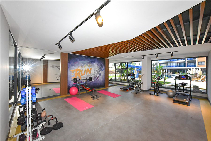 شقة 1+1 للايجار في مجمع جديد في منطقة كارجيجاك