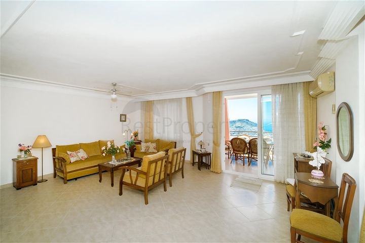 2 + 1 بنتهاوس مطلة على البحر