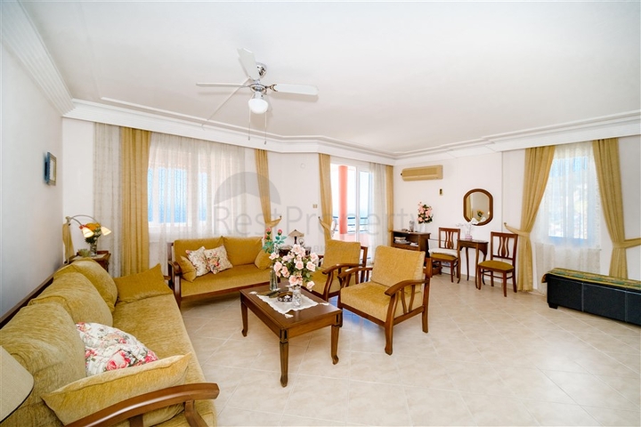 2 + 1 بنتهاوس مطلة على البحر