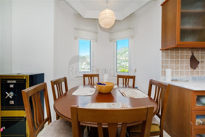 2 + 1 بنتهاوس مطلة على البحر