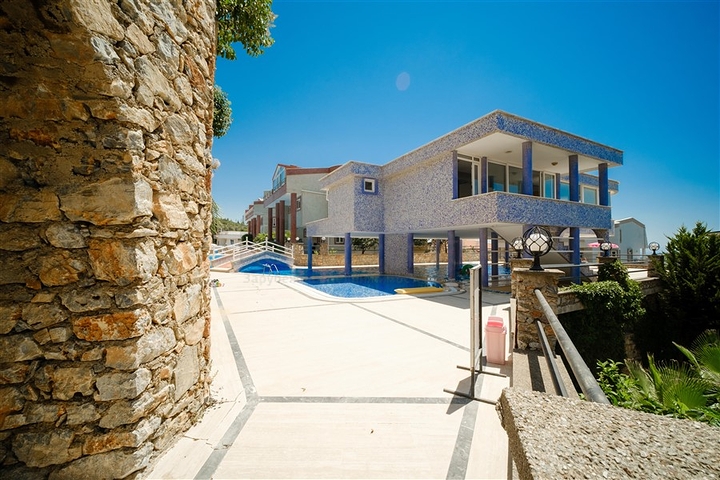 2 + 1 بنتهاوس مطلة على البحر