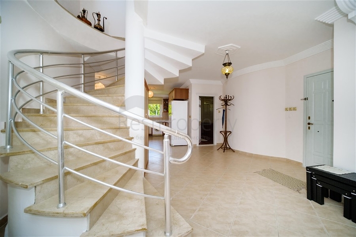 2 + 1 بنتهاوس مطلة على البحر