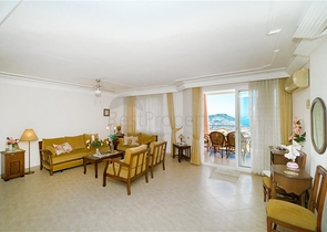 2 + 1 بنتهاوس مطلة على البحر