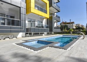 شقة 1+1 في مجمع مريح في حي أفسالار