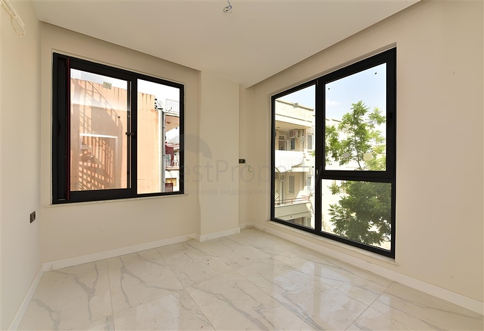 شقة 2+1 في قلب ألانيا في منطقة كليوباترا