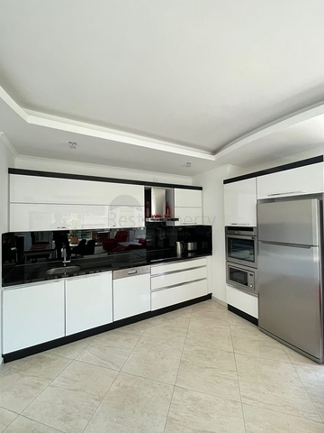 شقة مفروشة 2 + 1 في منطقة أوبا