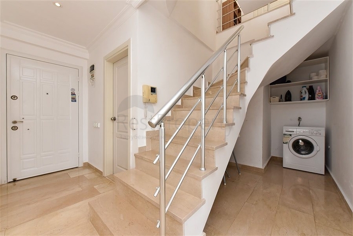 شقة 3 + 1 مع تصريح إقامة في منطقة توسمور