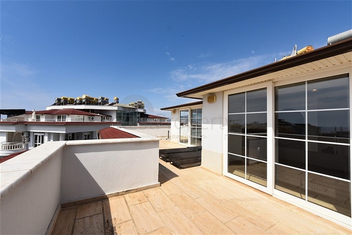 شقة 3 + 1 مع تصريح إقامة في منطقة توسمور