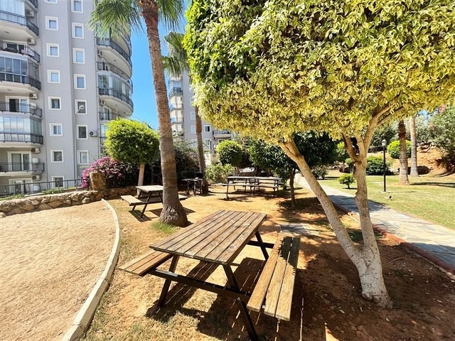 شقة 3 + 1 مع تصريح إقامة في منطقة توسمور