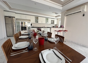 شقة 3+1 في منطقة توسمور 50 متر من البحر.