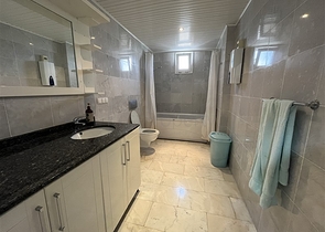 شقة 3+1 في منطقة توسمور 50 متر من البحر.