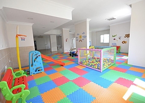 شقة 3+1 في منطقة توسمور 50 متر من البحر.