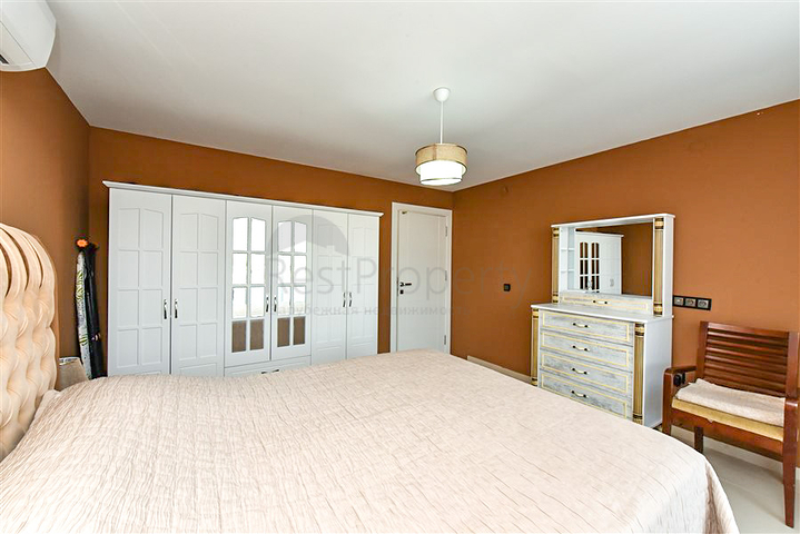 بنتهاوس مفروش 2+1 على بعد 200 متر فقط من البحر