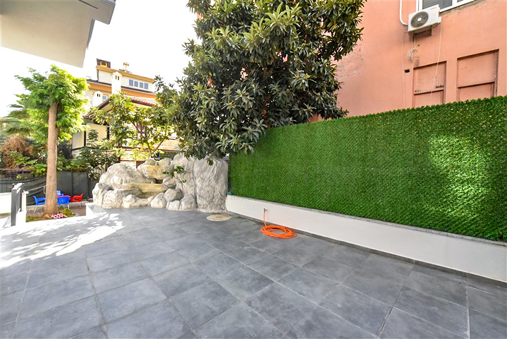 شقة بغرفة نوم واحدة مع إمكانية الوصول إلى الحديقة في وسط ألانيا