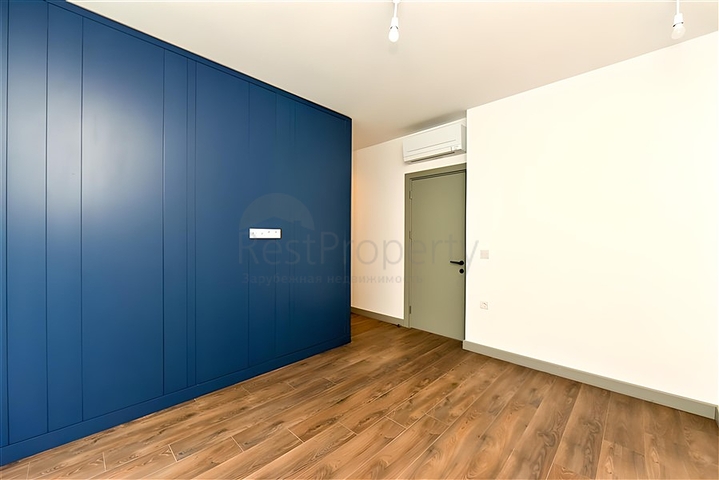 فيلا مع مسبح لا متناهي وإطلالات بانورامية في الهواء الطلق على الغابة والمدينة والبحر