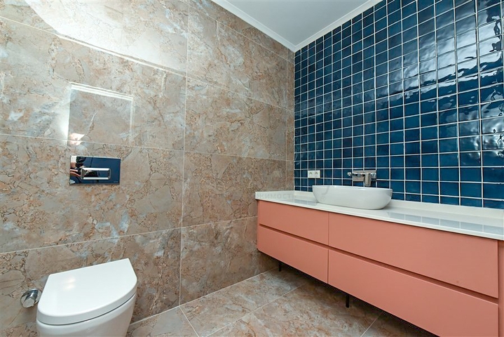 فيلا مع مسبح لا متناهي وإطلالات بانورامية في الهواء الطلق على الغابة والمدينة والبحر