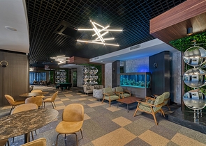 شقة على الساحل الأول في مجمع من الدرجة الممتازة