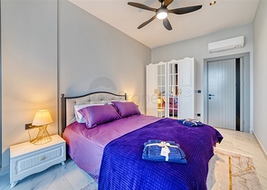 شقة على الساحل الأول في مجمع من الدرجة الممتازة