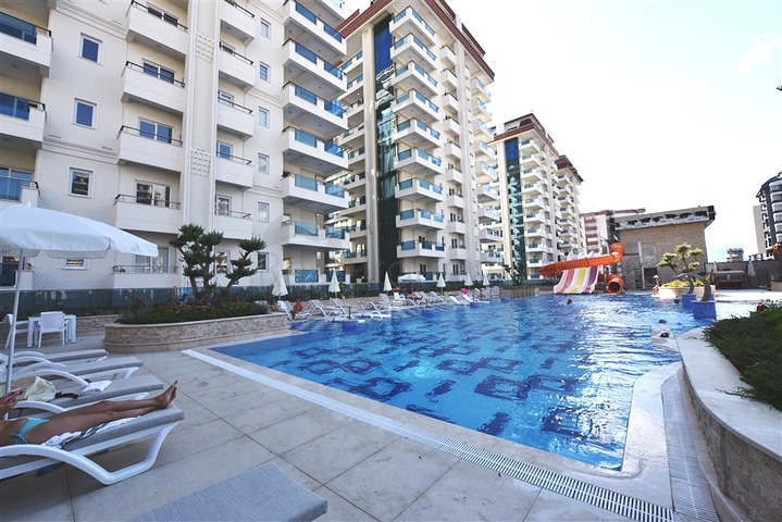 شقة مفروشة بغرفة نوم واحدة في مجمع جديد في محمودلار