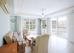 شقة 2 + 1 350 م من البحر