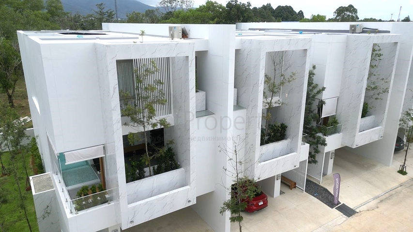 مجمع فيلا بانغتاو