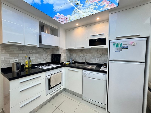 1 + 1 شقة 300 متر من شاطئ كليوباترا.