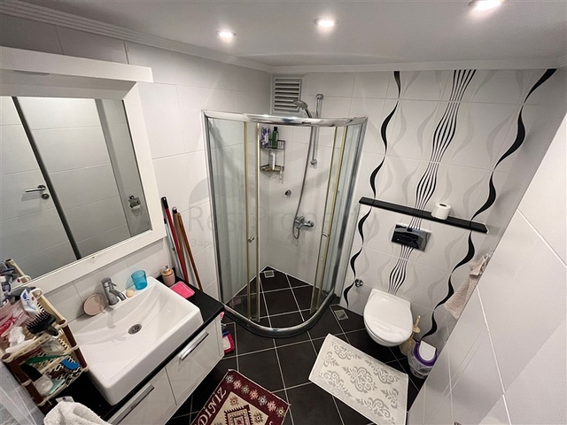 1 + 1 شقة 300 متر من شاطئ كليوباترا.