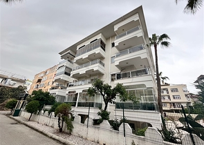 1 + 1 شقة 300 متر من شاطئ كليوباترا.