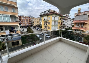 1 + 1 شقة 300 متر من شاطئ كليوباترا.