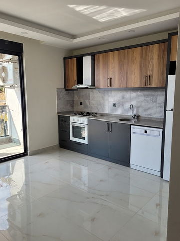 شقة مفروشة 1 + 1 على شاطئ كليوباترا