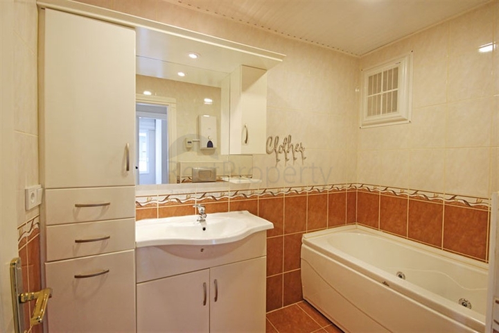 شقة 2+1 في منطقة محمودلار الشعبية