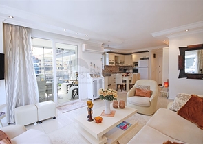 شقة فسيحة 2 + 1 في منطقة محمودلار 