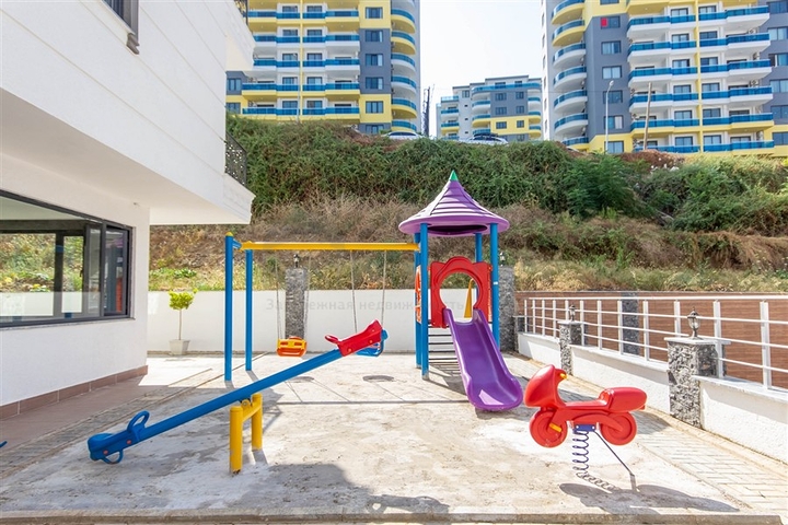 شقة 1 + 1 على بعد 500 متر من البحر في منطقة محمودلار