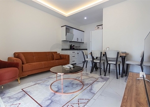 شقة 1 + 1 على بعد 500 متر من البحر في منطقة محمودلار