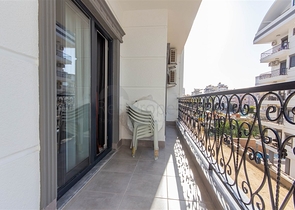 شقة 1 + 1 على بعد 500 متر من البحر في منطقة محمودلار