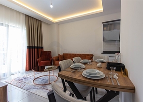 شقة 1 + 1 على بعد 500 متر من البحر في منطقة محمودلار