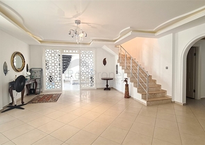 بنتهاوس 5+1 في وسط منطقة ألانيا أوبا