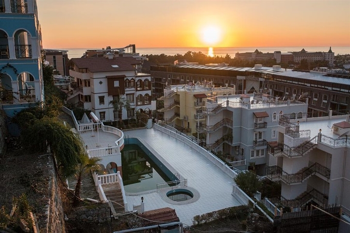 شقة 2+1 في مجمع سكني في منطقة كوناكلي