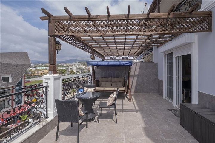 شقة مريحة 2 + 1 في منطقة كوناكلي 